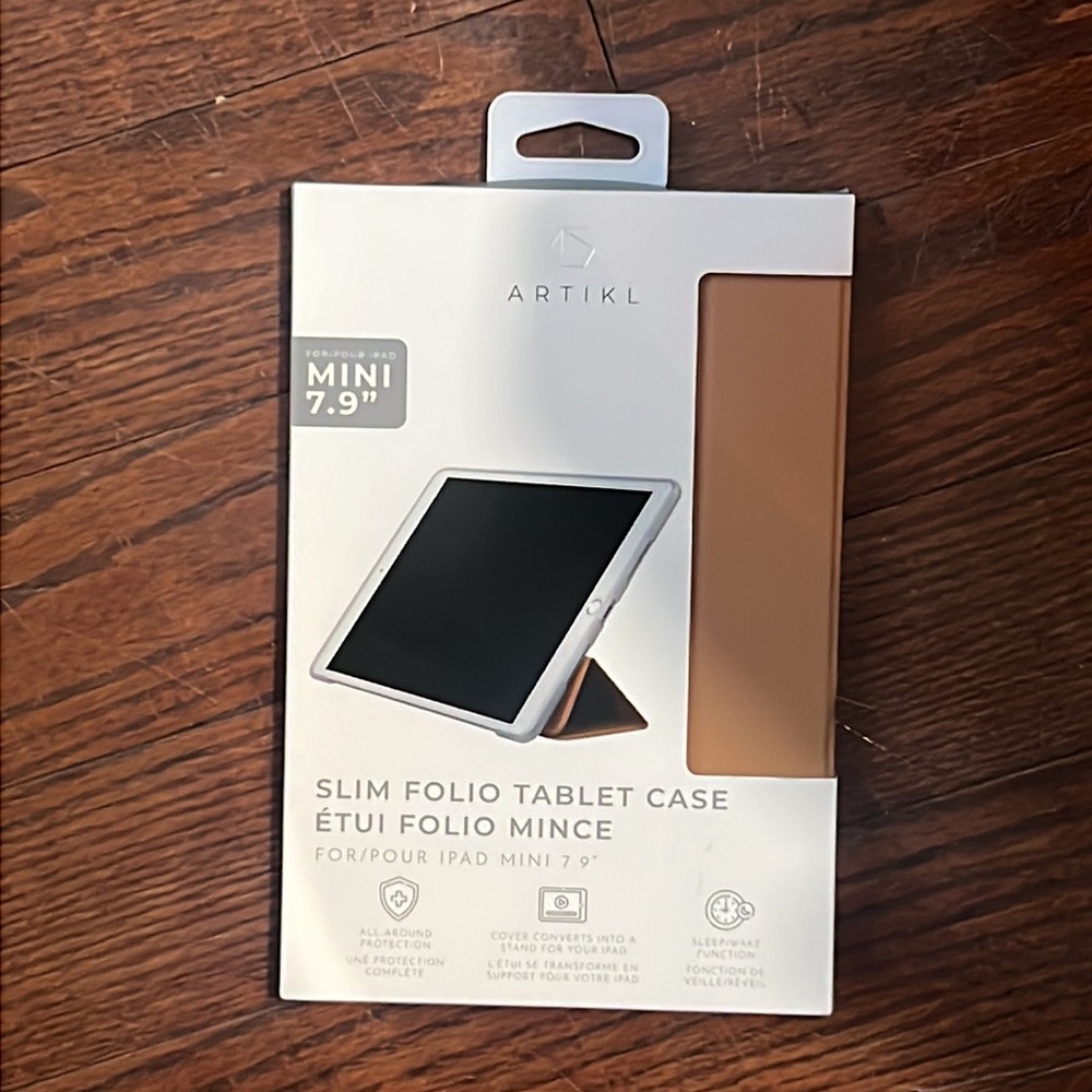 Brand new in case Artikl Slim Folio Stand for 7.9" iPad mini - Soft Camel